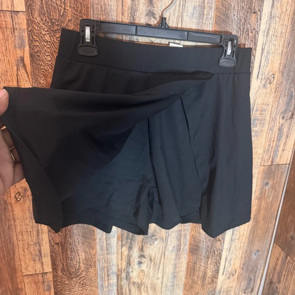 Black Women's‎ Sports Skort-L - Picture 2 of 4